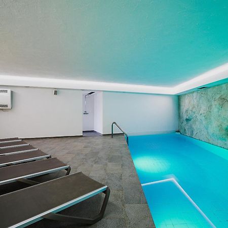 Apartments Maleric With Indoor Pool And Wellness Dragatuš エクステリア 写真