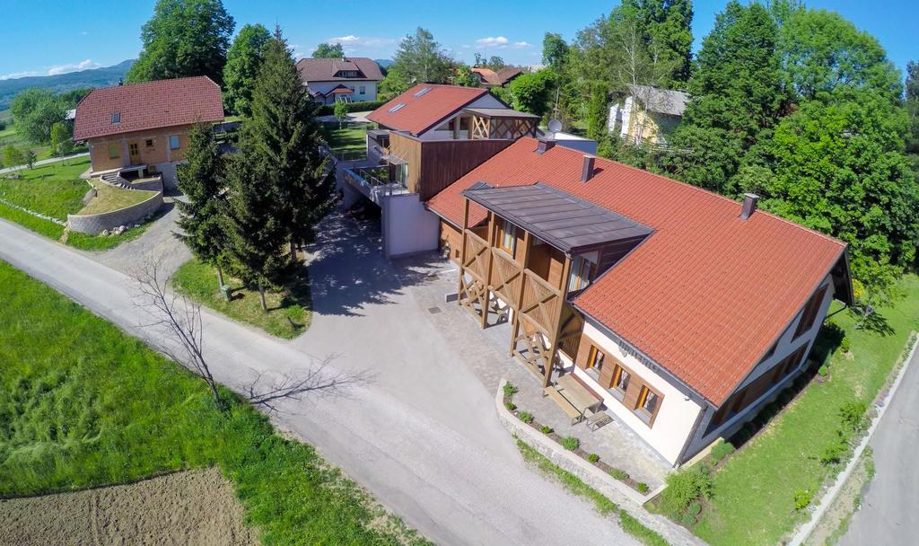 Apartments Maleric With Indoor Pool And Wellness Dragatuš エクステリア 写真