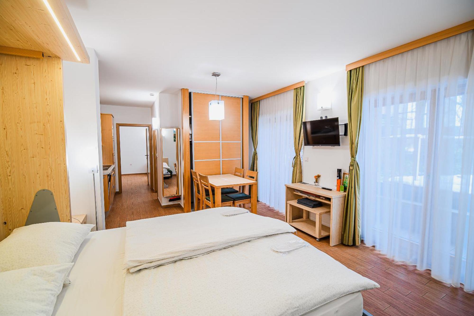 Apartments Maleric With Indoor Pool And Wellness Dragatuš 部屋 写真