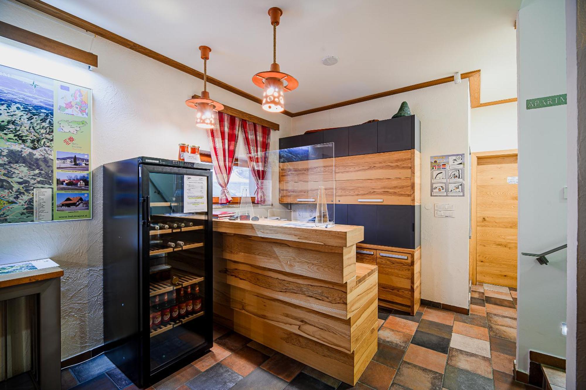 Apartments Maleric With Indoor Pool And Wellness Dragatuš エクステリア 写真