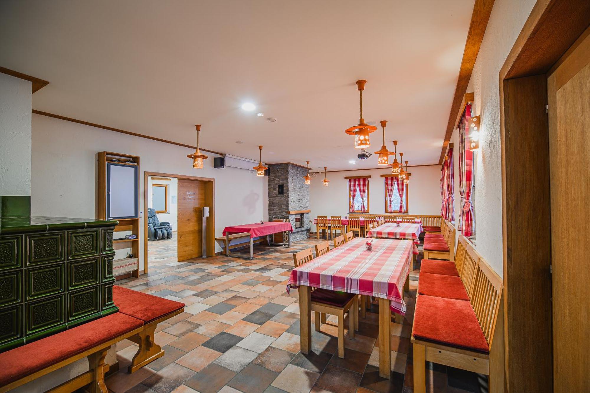 Apartments Maleric With Indoor Pool And Wellness Dragatuš エクステリア 写真